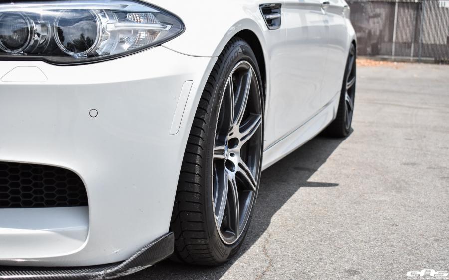 Детали экстерьера BMW M5 Alpine White by H&R and EAS 2017 года  (фото 12 из 20)